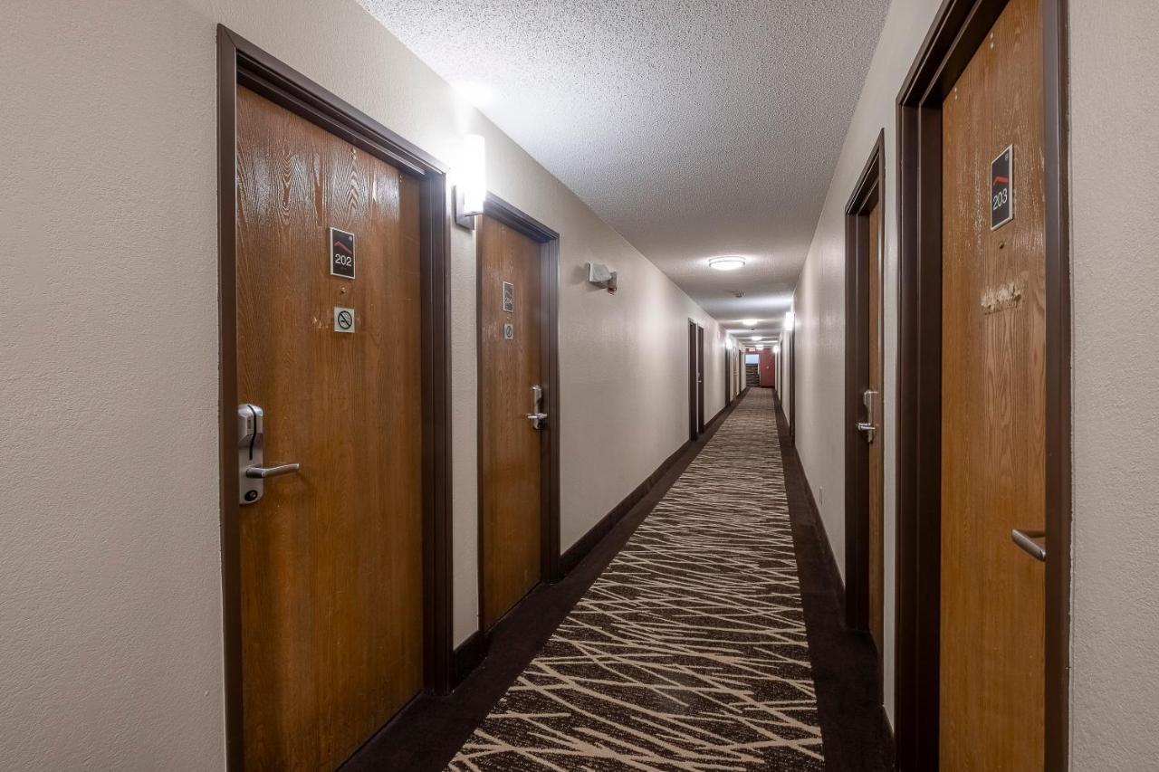 Red Roof Inn Bristol Bagian luar foto