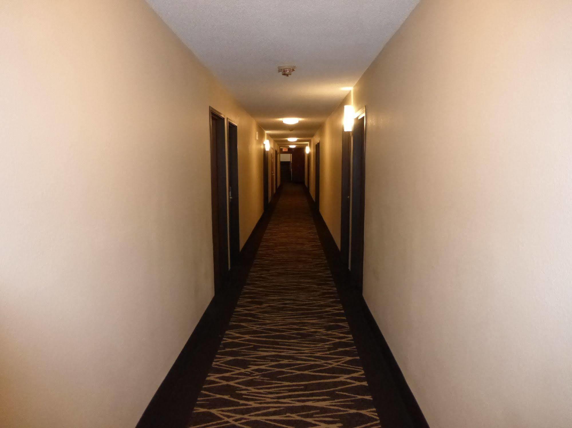 Red Roof Inn Bristol Bagian luar foto