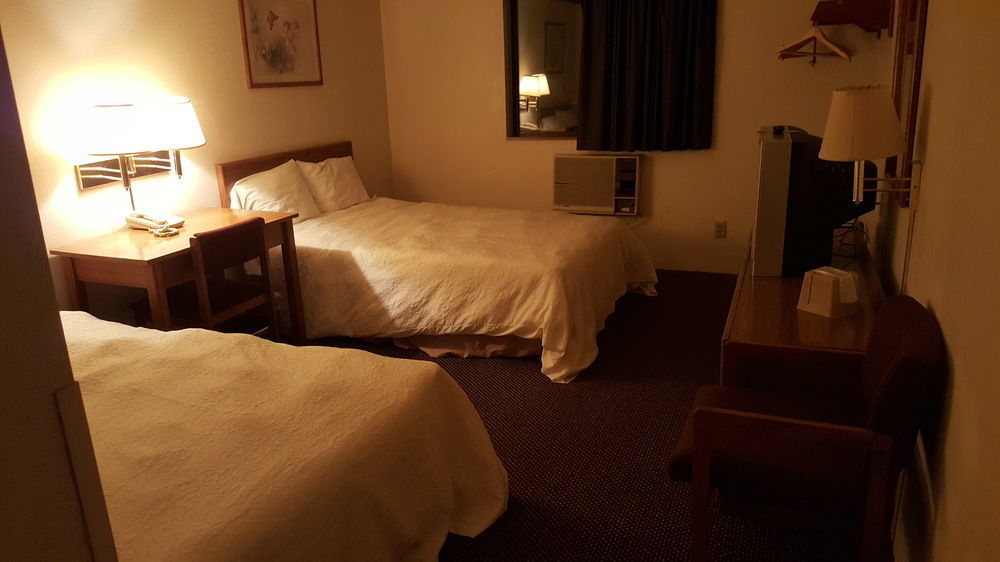 Red Roof Inn Bristol Bagian luar foto
